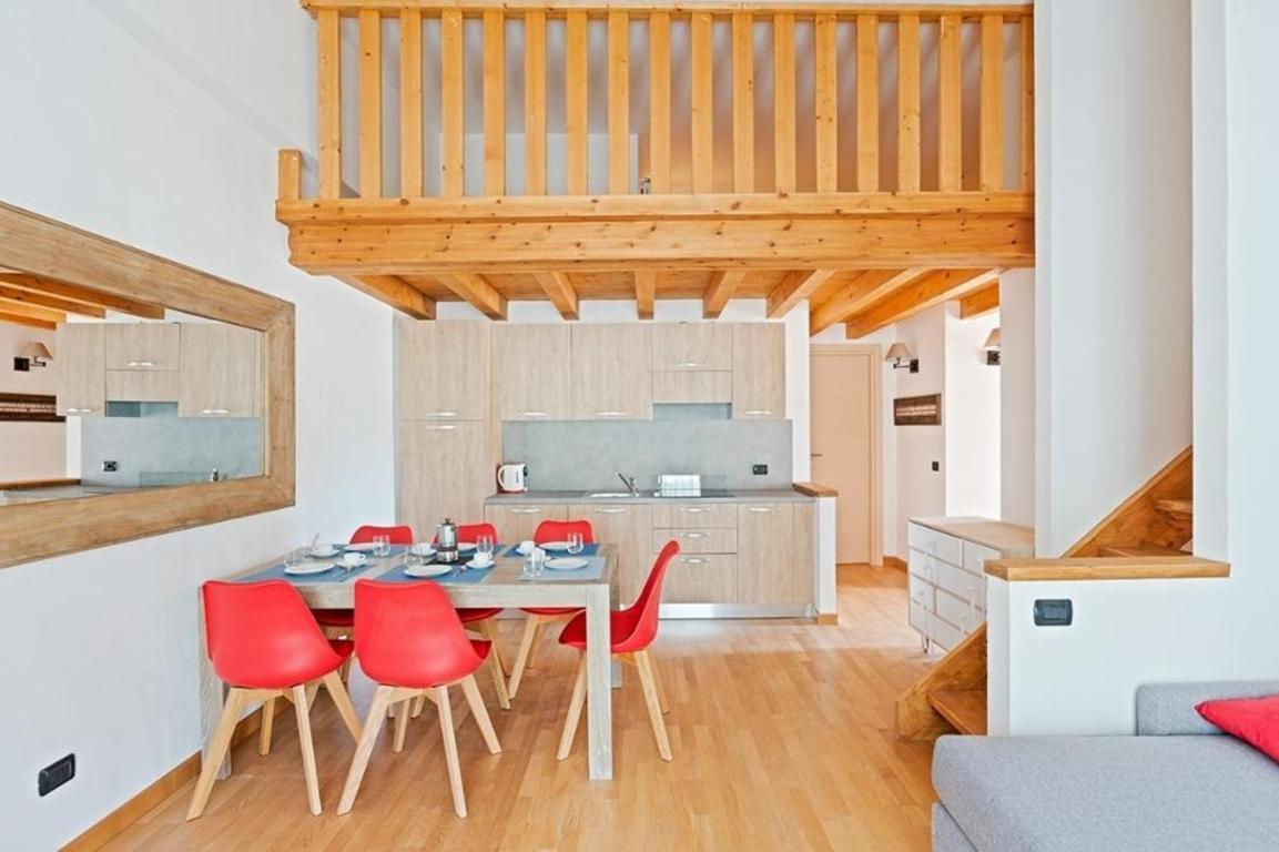Gressoney Saint-Jean Apartments By Halldis Exterior photo